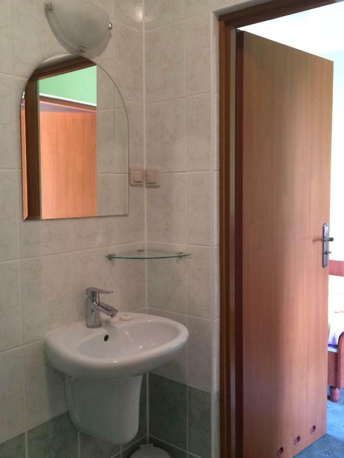 Rega Hostel Trzebiatow nad Rega Bagian luar foto